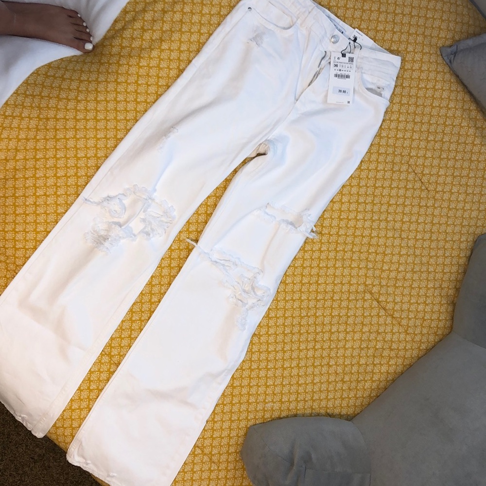 Brand new straight leg white Zara jeans